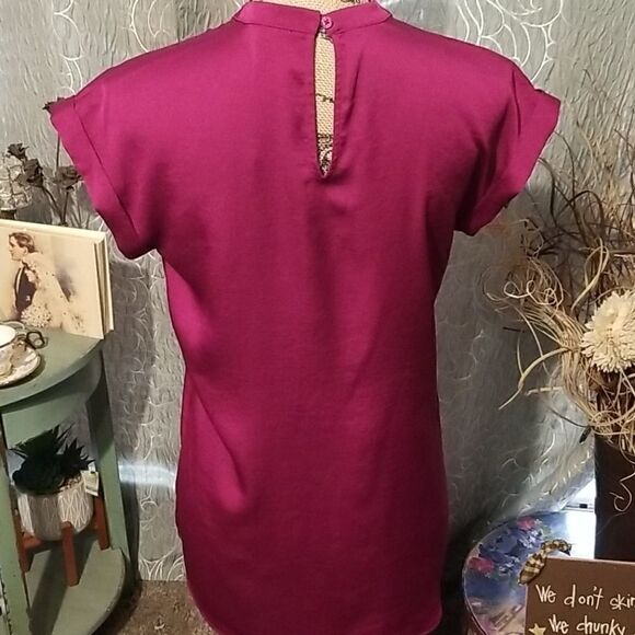 Express Keyhole Style Blouse Size S - Picture 5 of 7